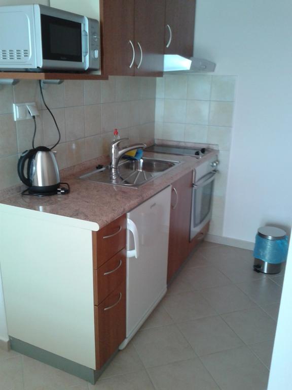 Apartments Delfini Sveti Filip i Jakov Zimmer foto